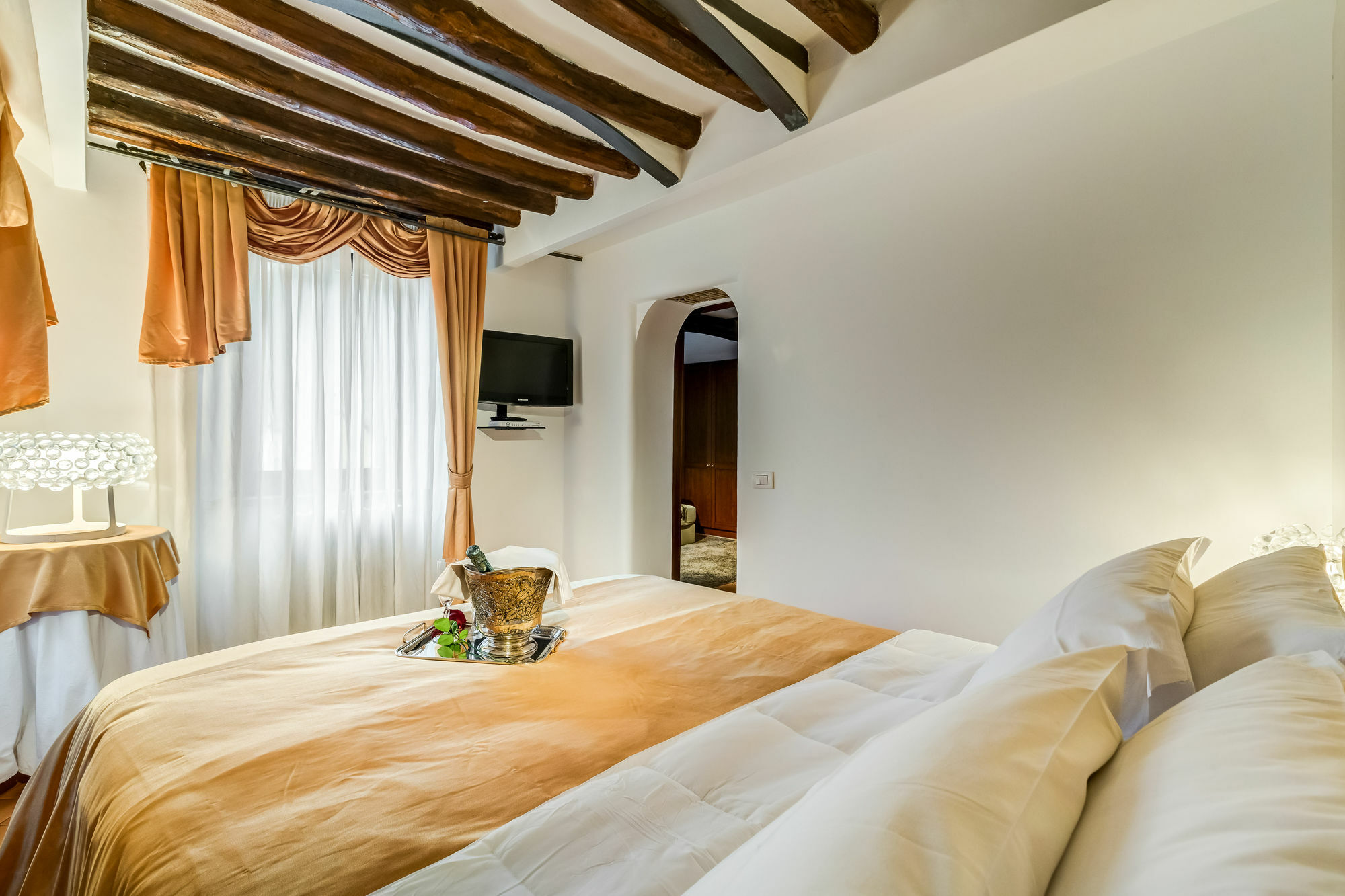 Luxury Navona Hotel Rome Exterior photo